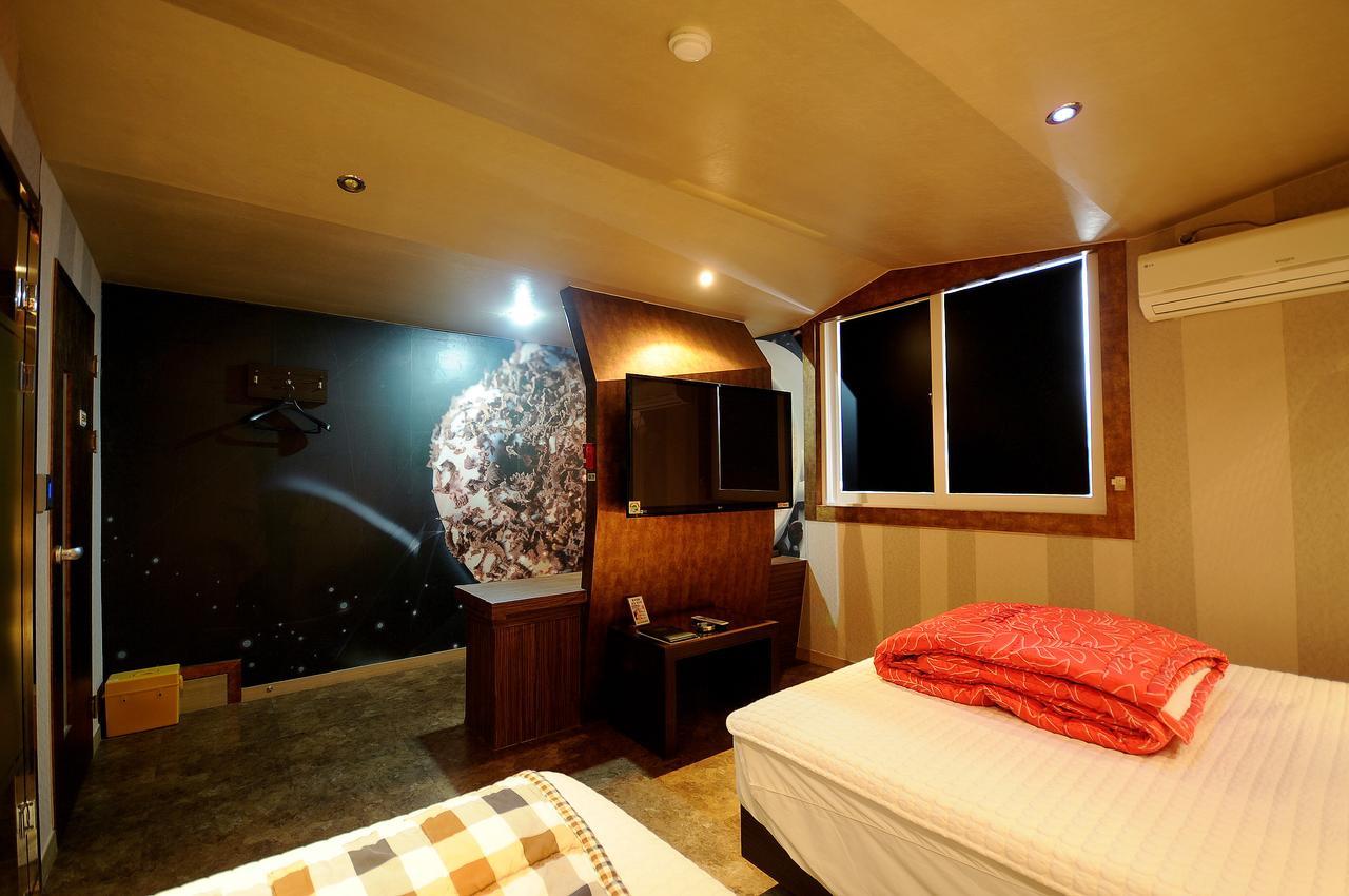 Wow Motel Busan Esterno foto