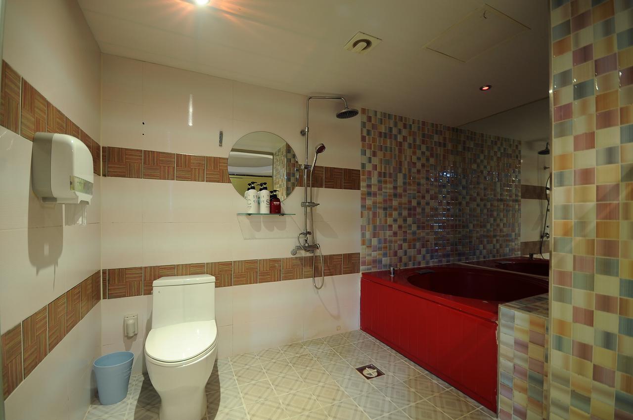 Wow Motel Busan Esterno foto