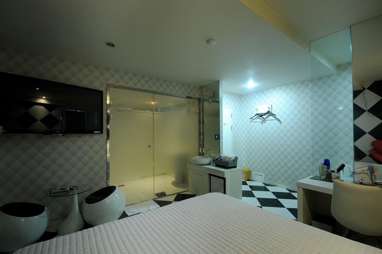 Wow Motel Busan Esterno foto